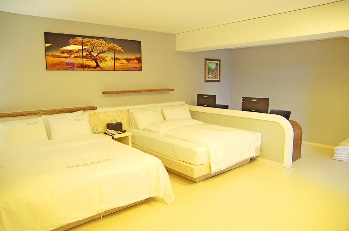 Opera 21 Hotel جيونجو المظهر الخارجي الصورة
